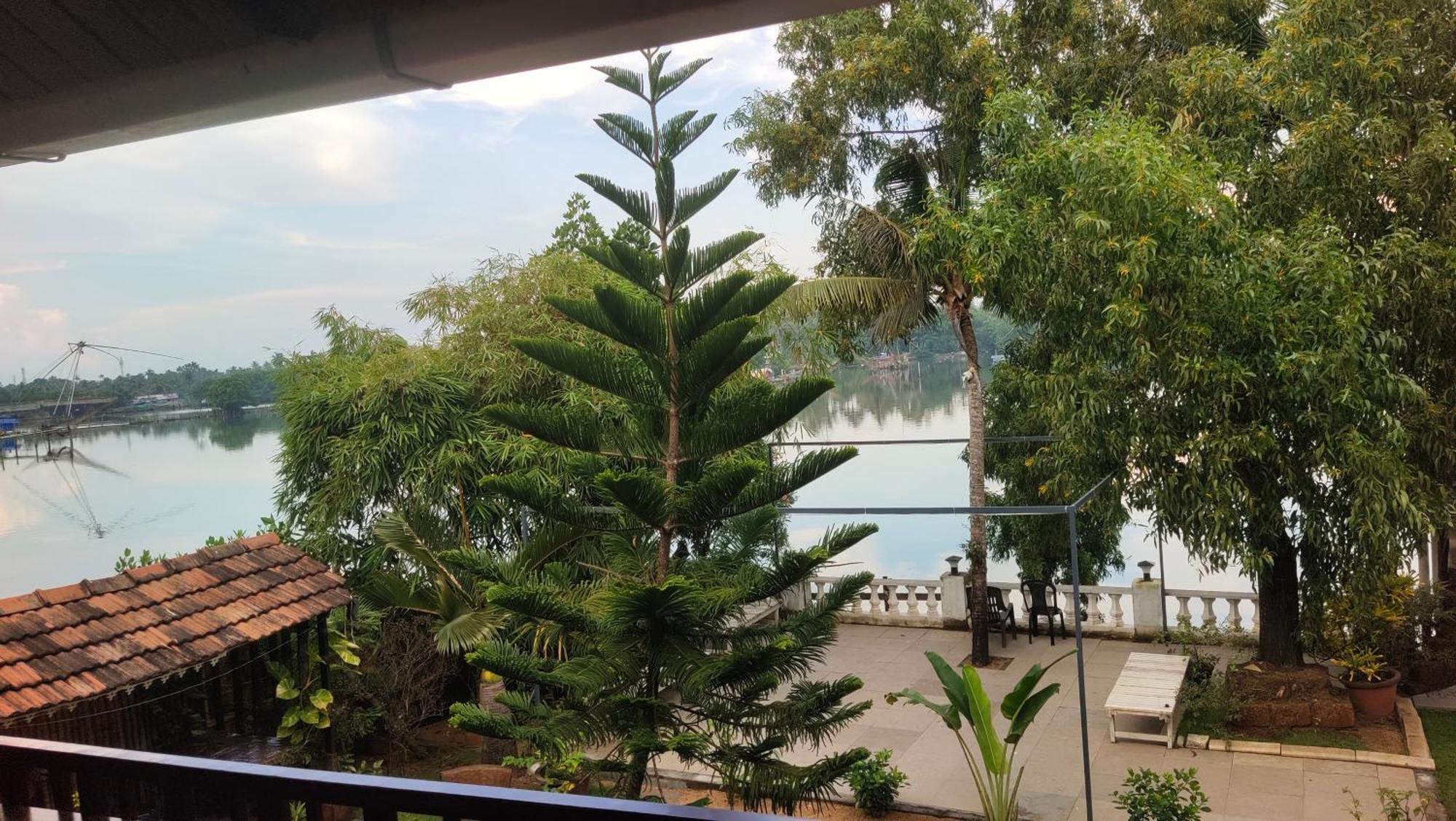 Pallipuram Ambadi'S Villa -Lake View Resort מראה חיצוני תמונה