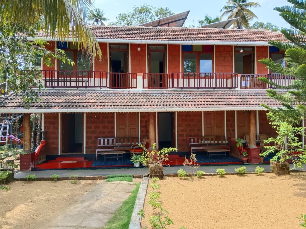 Pallipuram Ambadi'S Villa -Lake View Resort מראה חיצוני תמונה