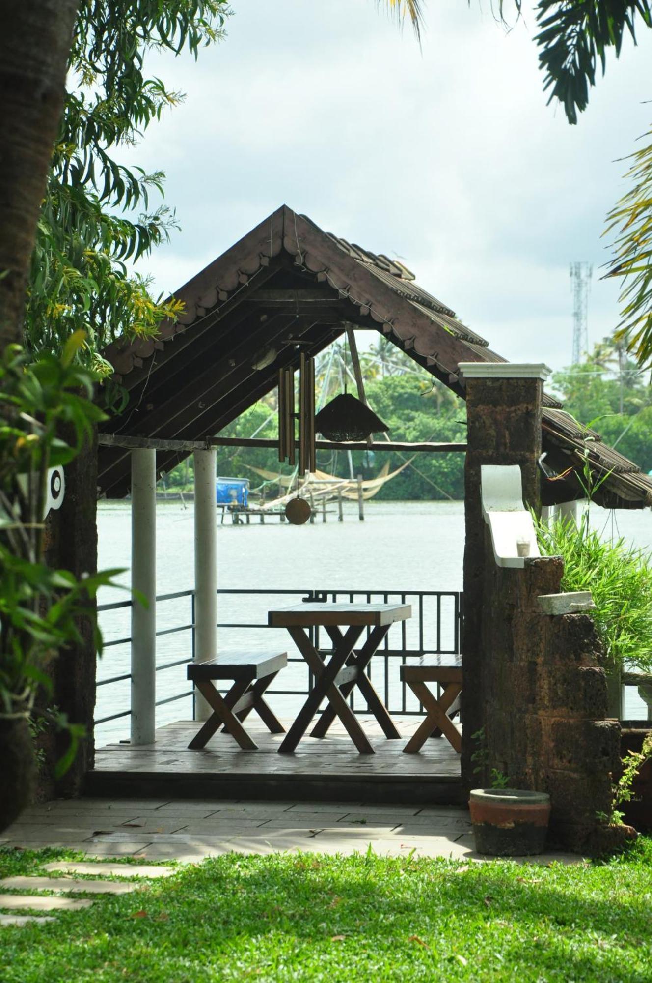 Pallipuram Ambadi'S Villa -Lake View Resort מראה חיצוני תמונה