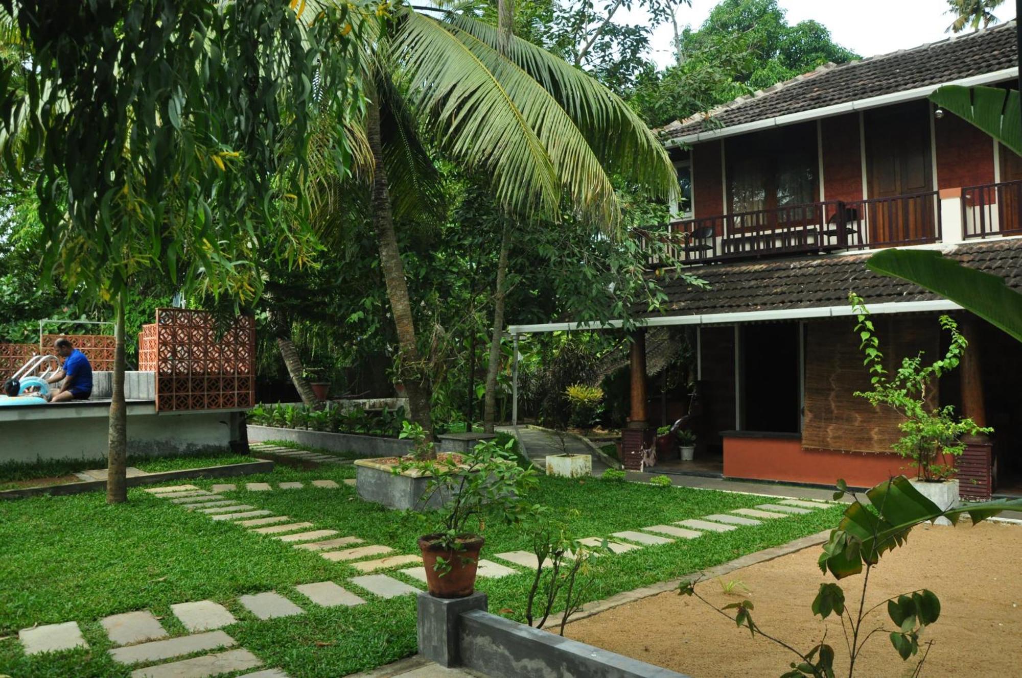 Pallipuram Ambadi'S Villa -Lake View Resort מראה חיצוני תמונה